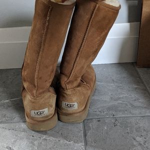Ugg Classic Tall Boots in Chestnut